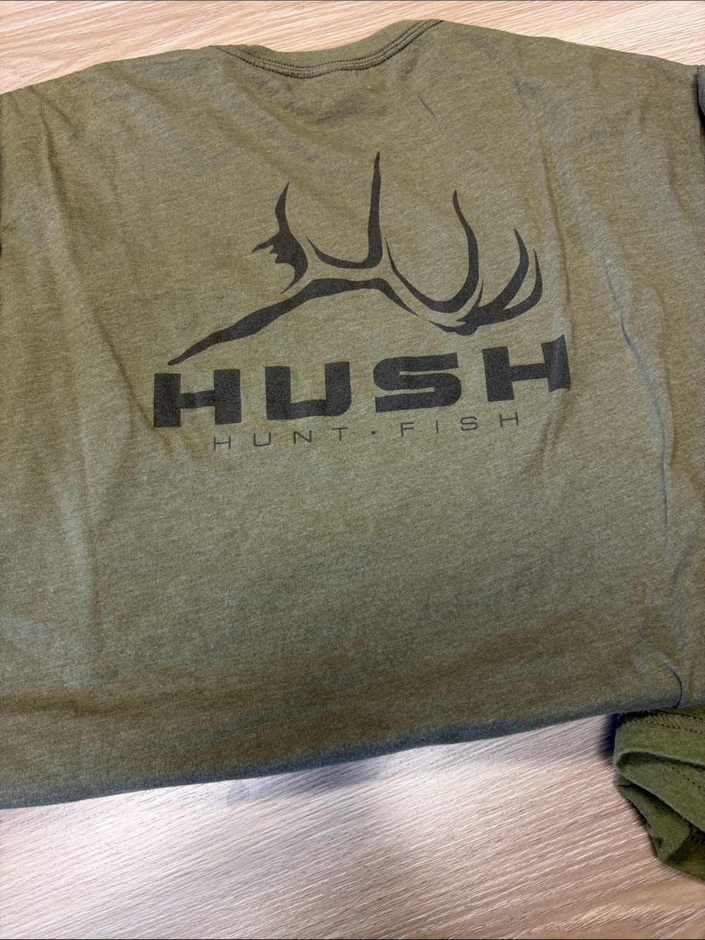 Men’s HUSH hunting tshirts - Picture 2 of 3